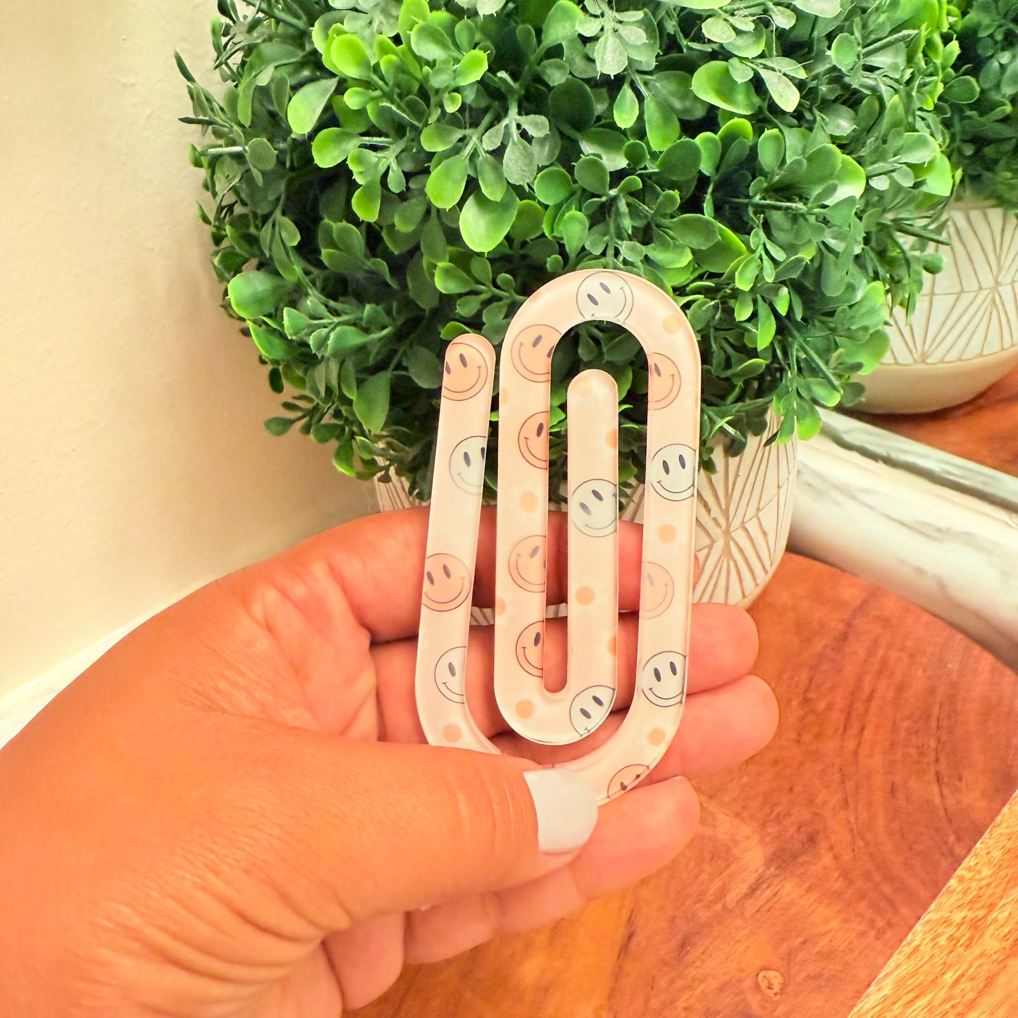 Jumbo Paper Clip Bookmark